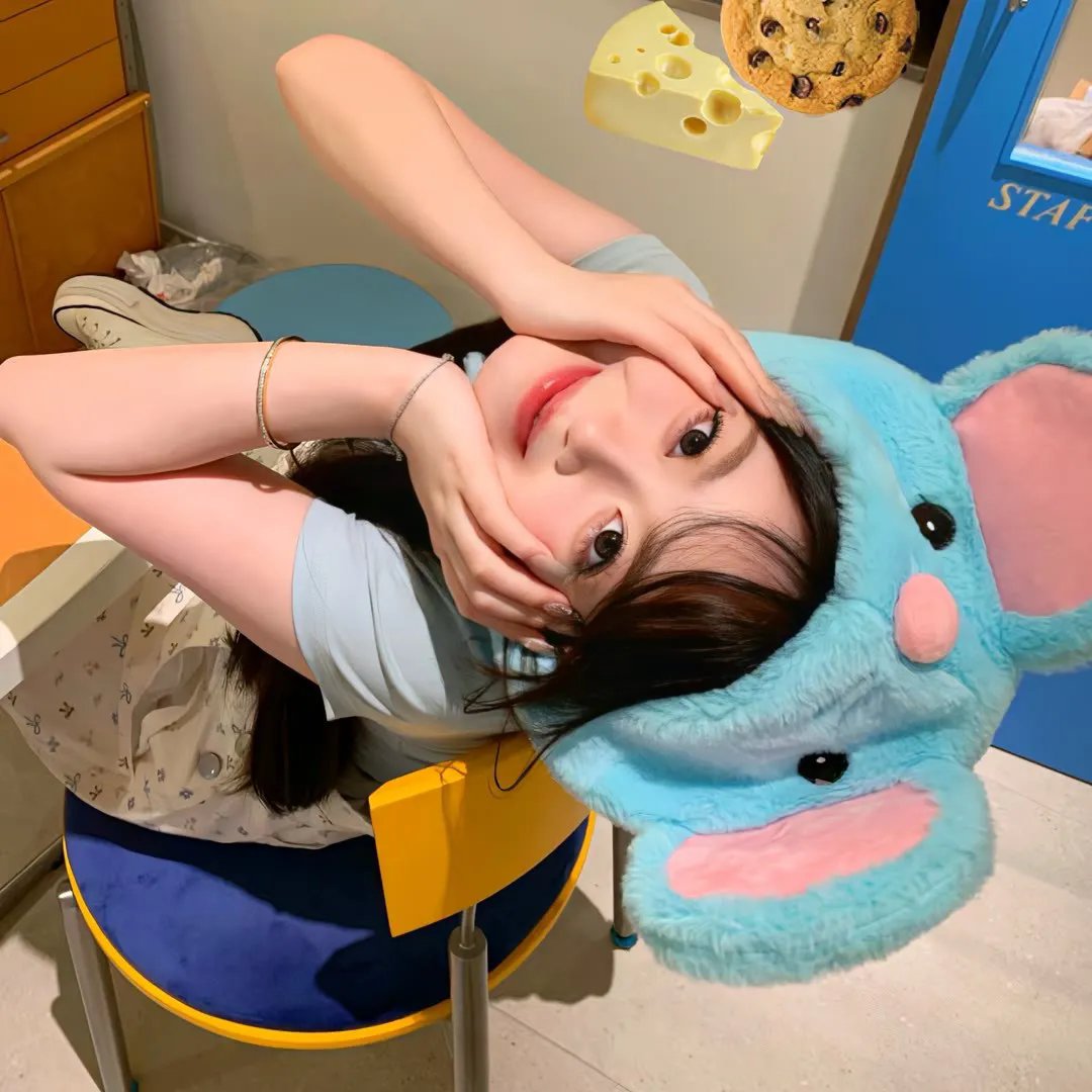 我妈偷听我的心声，带着三娃改嫁